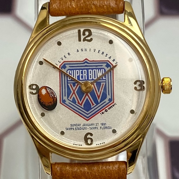 NFL Other - Vintage '91 NFL Super Bowl XXV Silver Anniversary Animated Football Unisex Watch